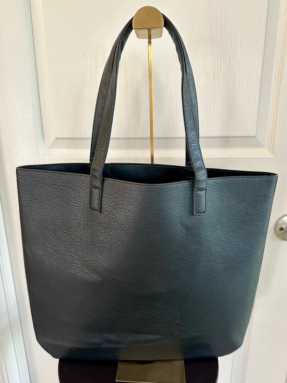 MCM Parfums Embossed Faux Leather Tote Bag – Black & Cognac – NWOT – Large - Picture 3 of 7